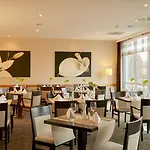 Hotel H+ Leipzig-halle 4*