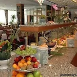 Hotel H+ Leipzig-halle 4*