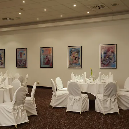 Sunday Hotel Leipzig-Halle 4*
