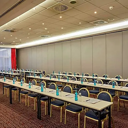 Sunday Leipzig-halle Hotel