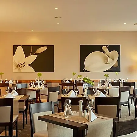 Sunday Leipzig-halle Hotel 4*