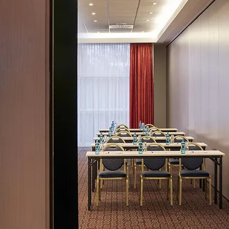 H+ Leipzig-halle Hotell 4*