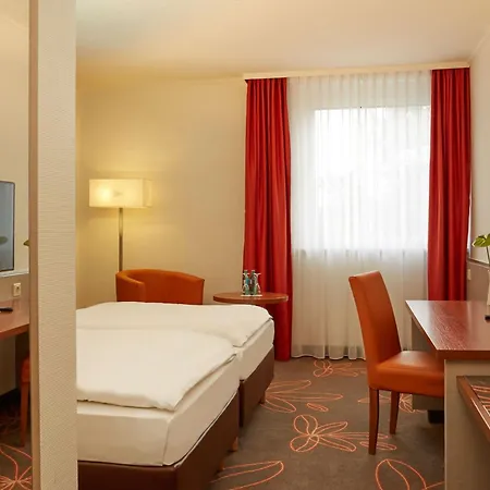 Hotel Sunday Hotel Leipzig-Halle 4*