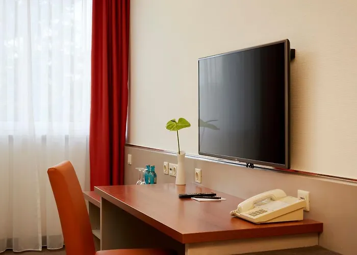 H+ Leipzig-halle מלון