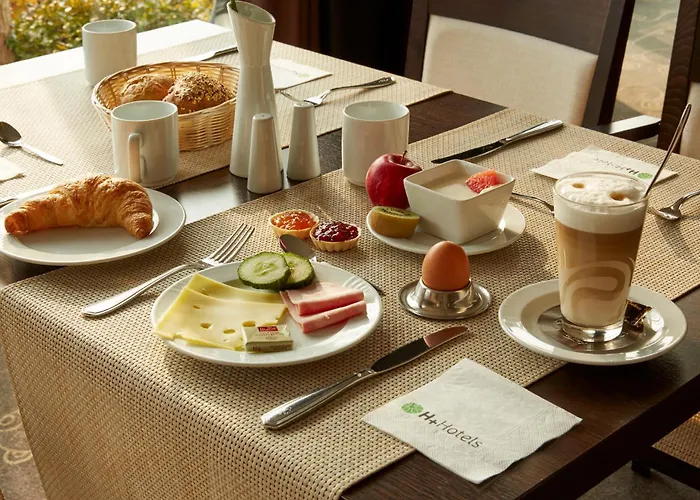 Hotel H+ Leipzig-halle 4*