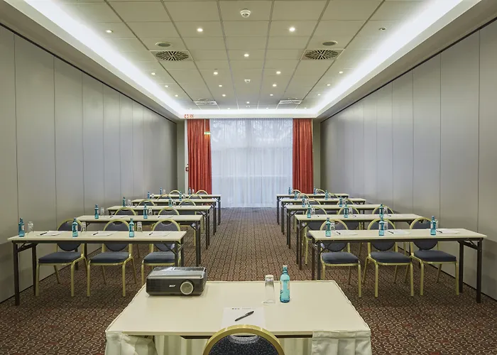 H+ Leipzig-halle מלון Landsberg (Saxony-Anhalt)